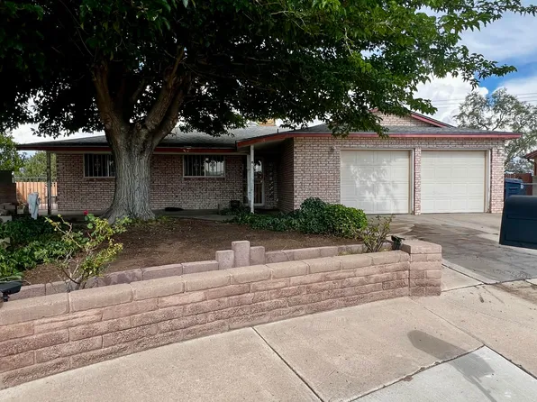 220 Flip Ln SW, Albuquerque, NM 87121