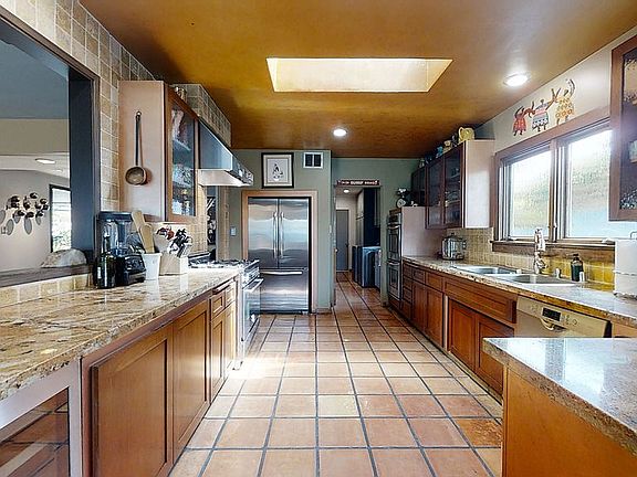 5th image of 6625 S Halm Ave