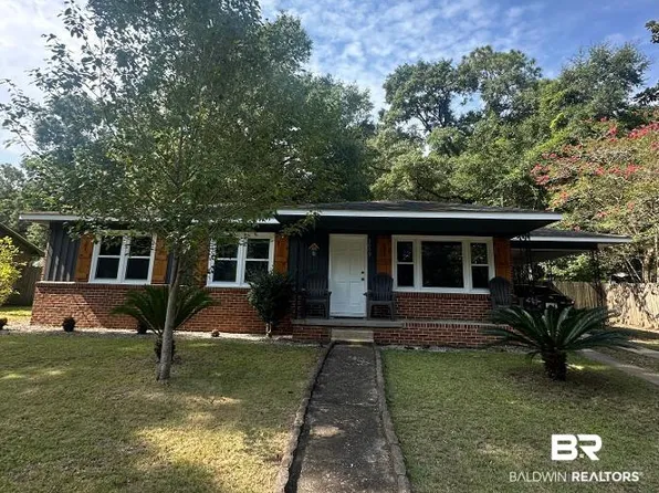 5609 Diane Dr, Mobile, AL 36618