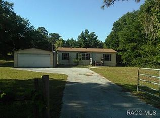 8340 E Haines Ct, Floral City, FL 34436