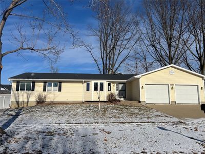 3010 28th Ave SW, Cedar Rapids, IA, 52404