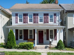 8 Fair Ave, Hanover, PA 17331