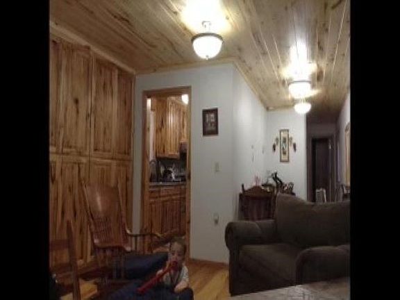 2nd image of 1635 County Road 35400