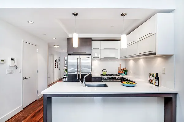 Rented by Compass | media 2