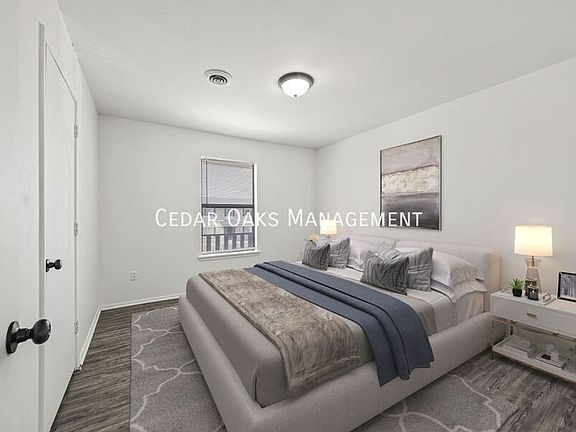 3rd image of 1931 W Deane St #D