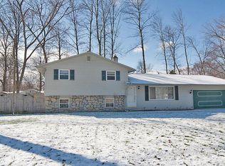7290 Farnham Dr, Mentor, OH 44060