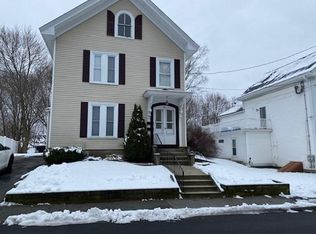 30 Franklin St #B, Woburn, MA 01801