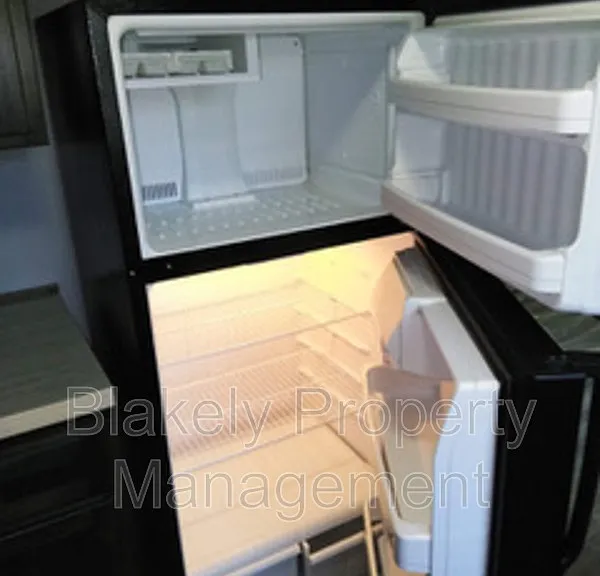 1370 S Vermont Ave #1 — Photo 6
