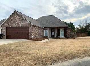 121 Godchaux Dr, Ruston, LA 71270