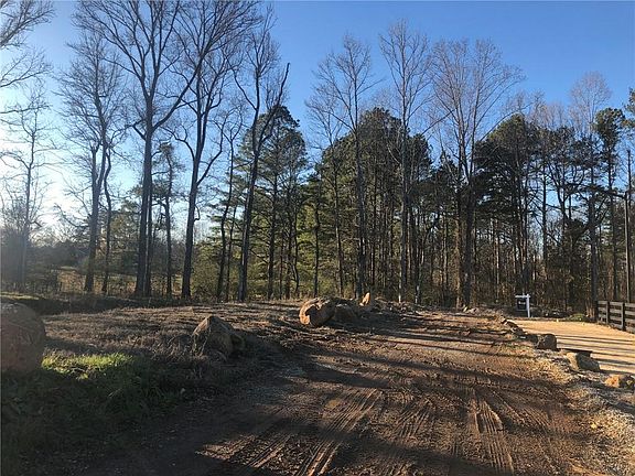 2nd image of 103 Millers Pointe Ln Lot 0