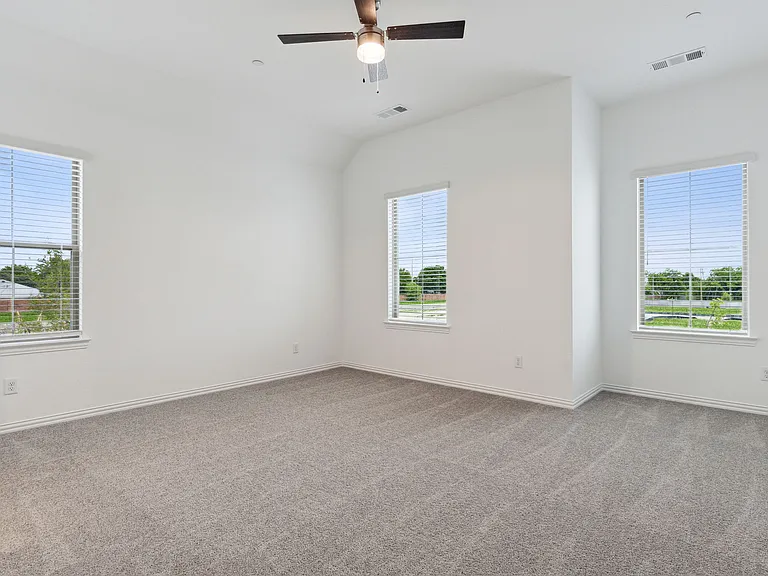 2845 Maidenhair Ln — Photo 21