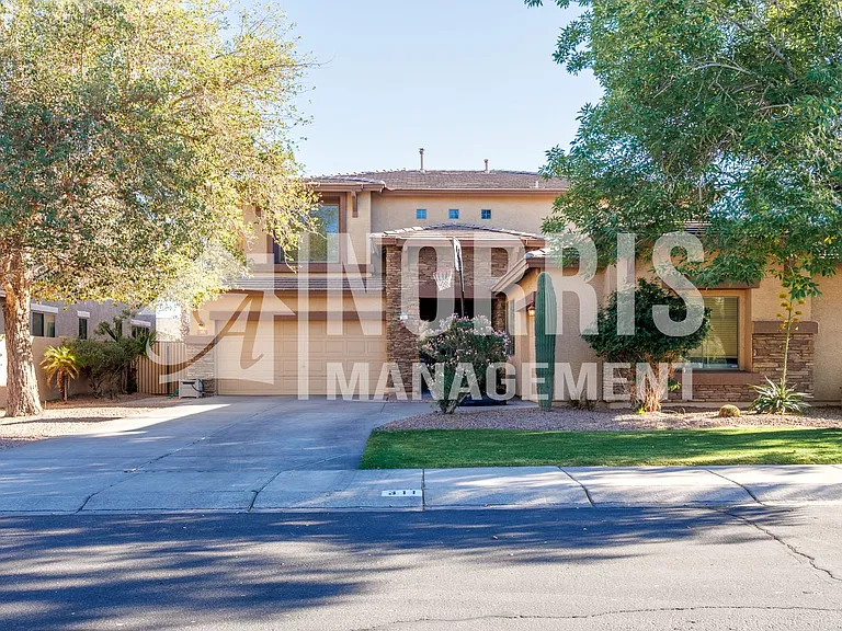 311 W Blue Lagoon Dr — Photo 1