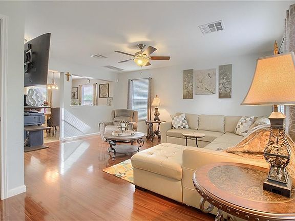 5th image of 2841 Deerfern Ln