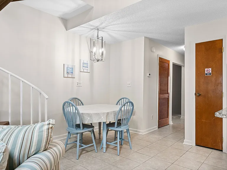 1890 Auburn Ln #29E — Photo 16