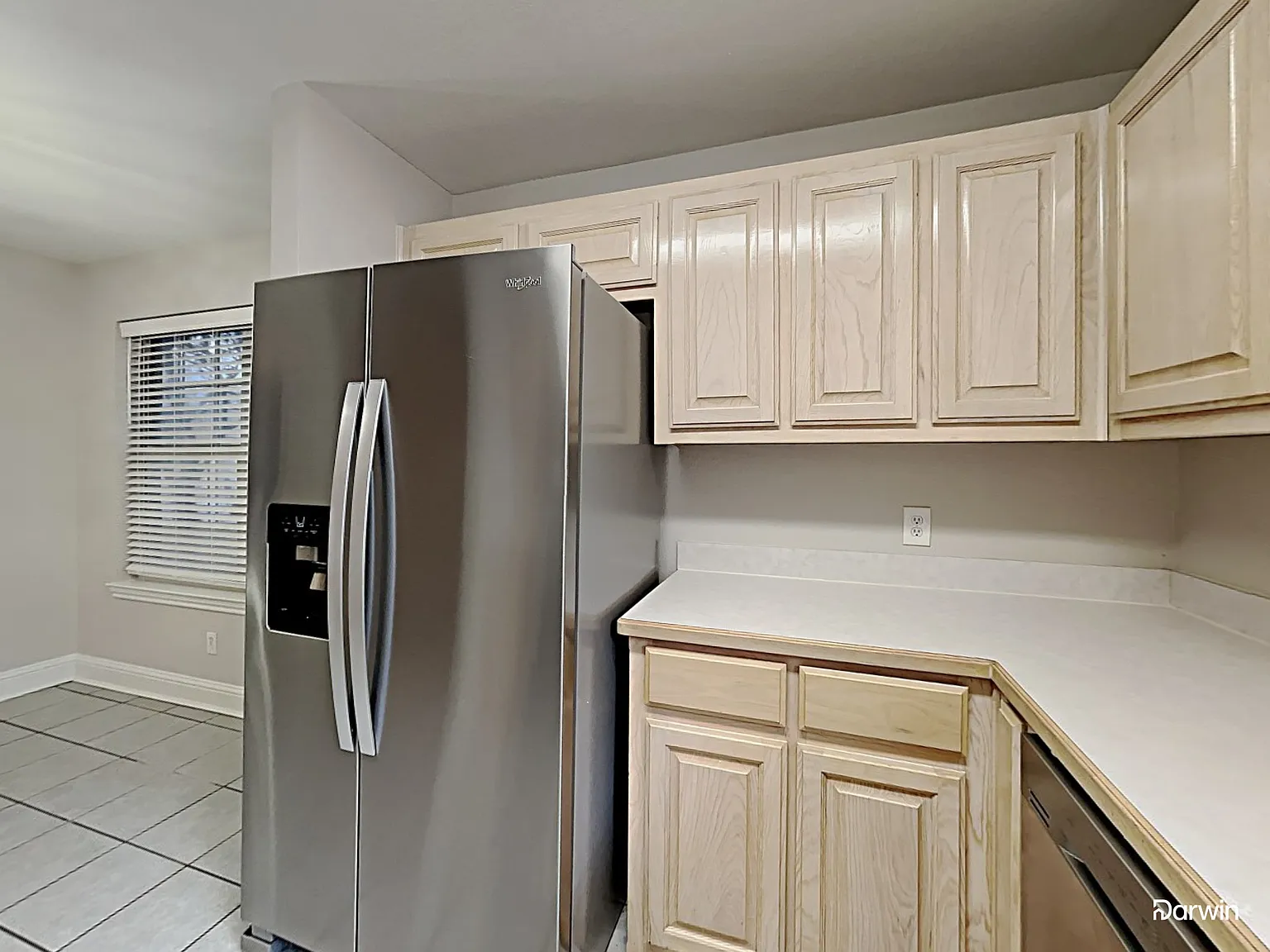 3 bed, 2.0 bath, 1366 sqft, $1,915 — Photo 2