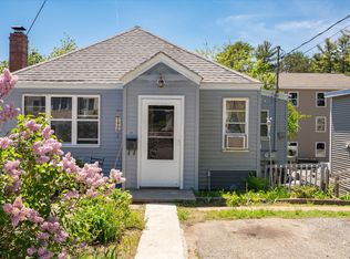 39 Ocean Ave, Old Orchard Beach, ME 04064