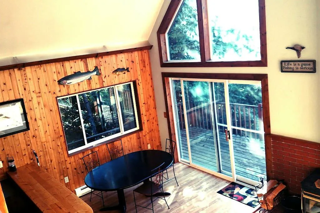 2481 Bottle Bay Rd — Photo 1