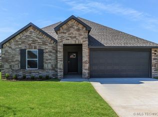 7504 N 154th East Ave, Owasso, OK 74055