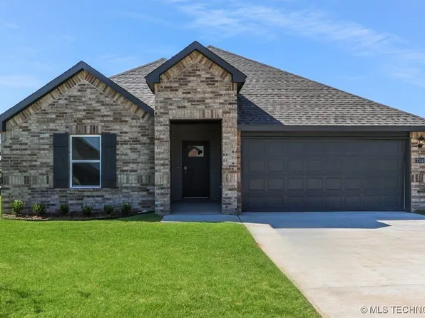 7504 N 154th East Ave, Owasso, OK 74055
