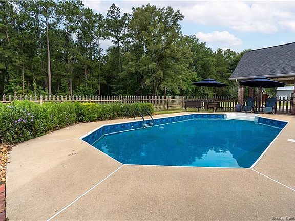 5th image of 1229 Capella Dr