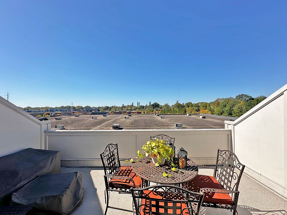 Rooftop Deck 2