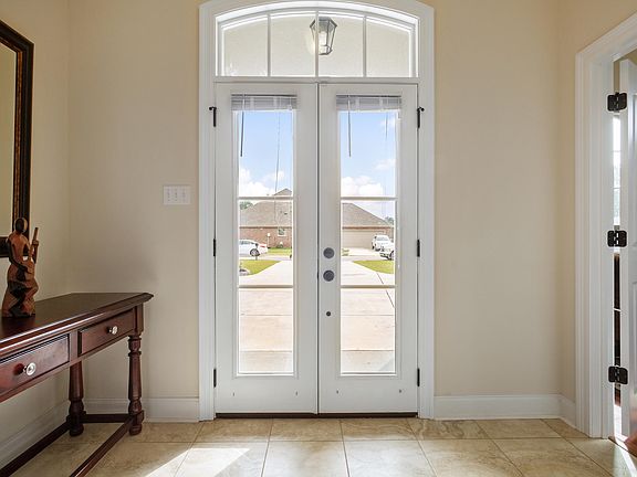 3rd image of 10059 Ponderosa Pl