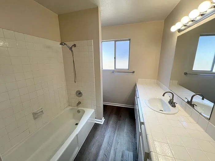 2163 Missouri St — Photo 6