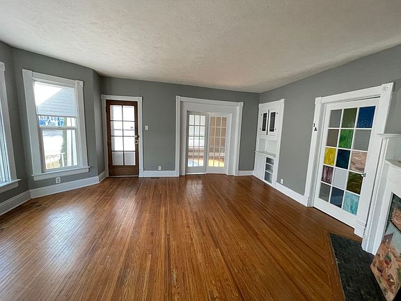 4th image of 1656 Harwood St #1