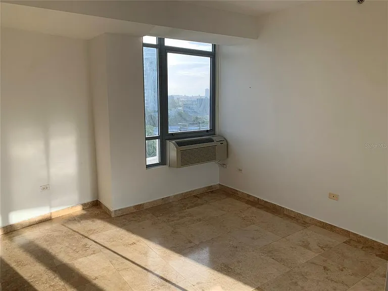 1212 Luchetti #902 — Photo 26