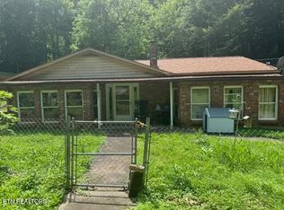 412 Woolsey Rd, Harriman, TN 37748