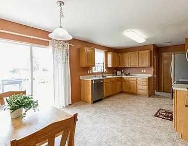 4111 Crestmoor Ave — Photo 4