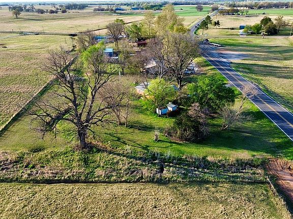 3rd image of 10110 State Highway 74