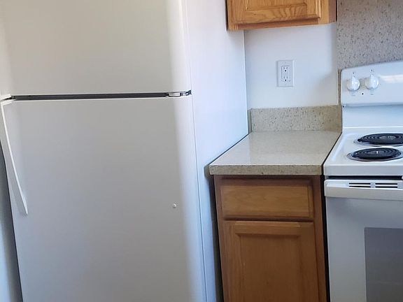 5th image of 861 Stonegate Dr