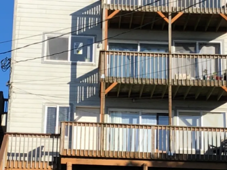 NW Inlet Ave — Photo 5