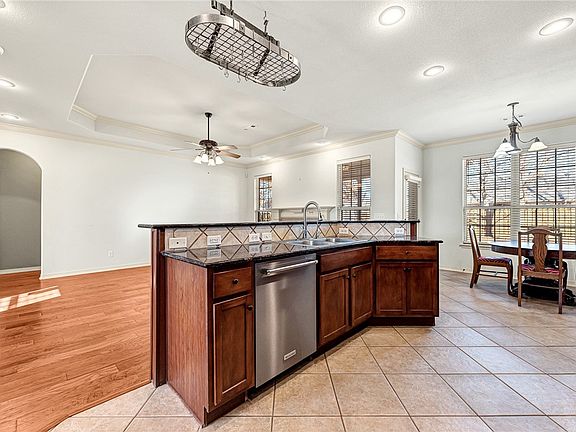 5th image of 3236 W Westbury St