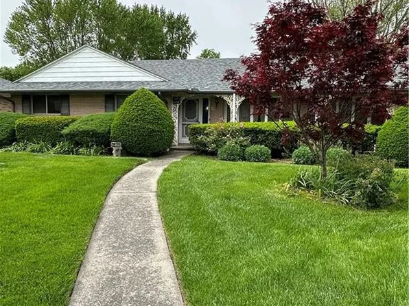 2941 Jasik Dr, Toledo, OH 43611