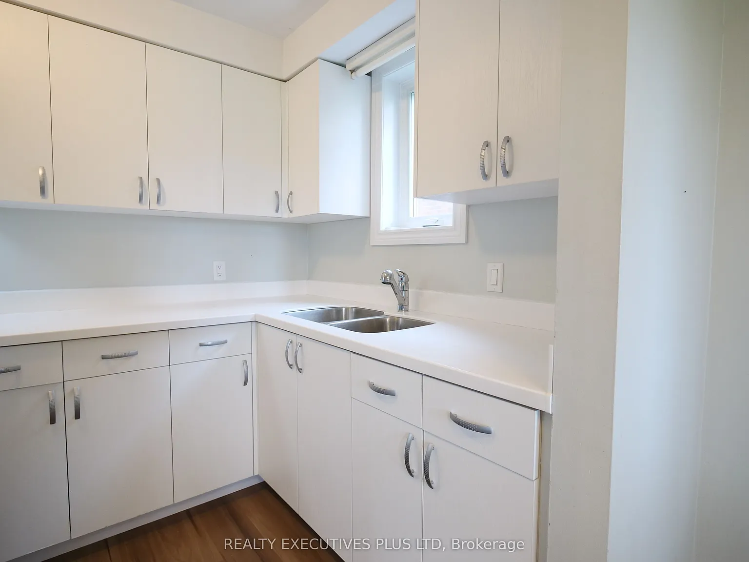 50 3rd St — Photo 3
