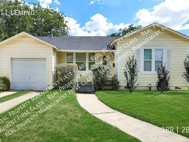 211 Leming Dr — Photo 1