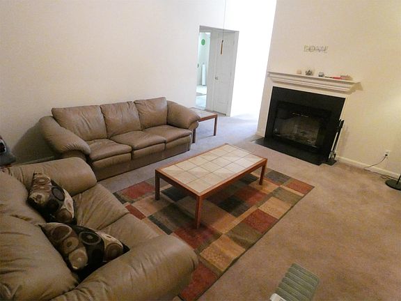 2nd image of 11130 Ascot Cir