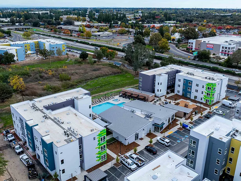 The Grove at Woodlake — Photo 21