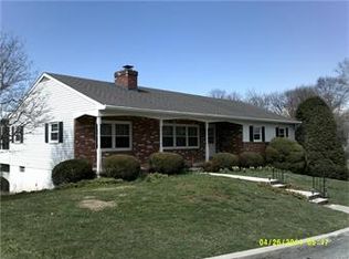725-731 Frank Dr, Emmaus, PA