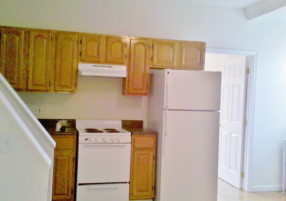 1st image of 336 S 42nd St APT 3F
