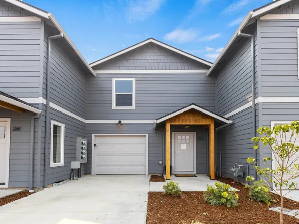 245 Dano Dr, Phoenix, OR 97535