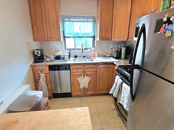 3rd image of 2165D N Central Rd APT D