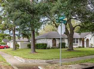 4003 Willowind Dr, Pasadena, TX 77504