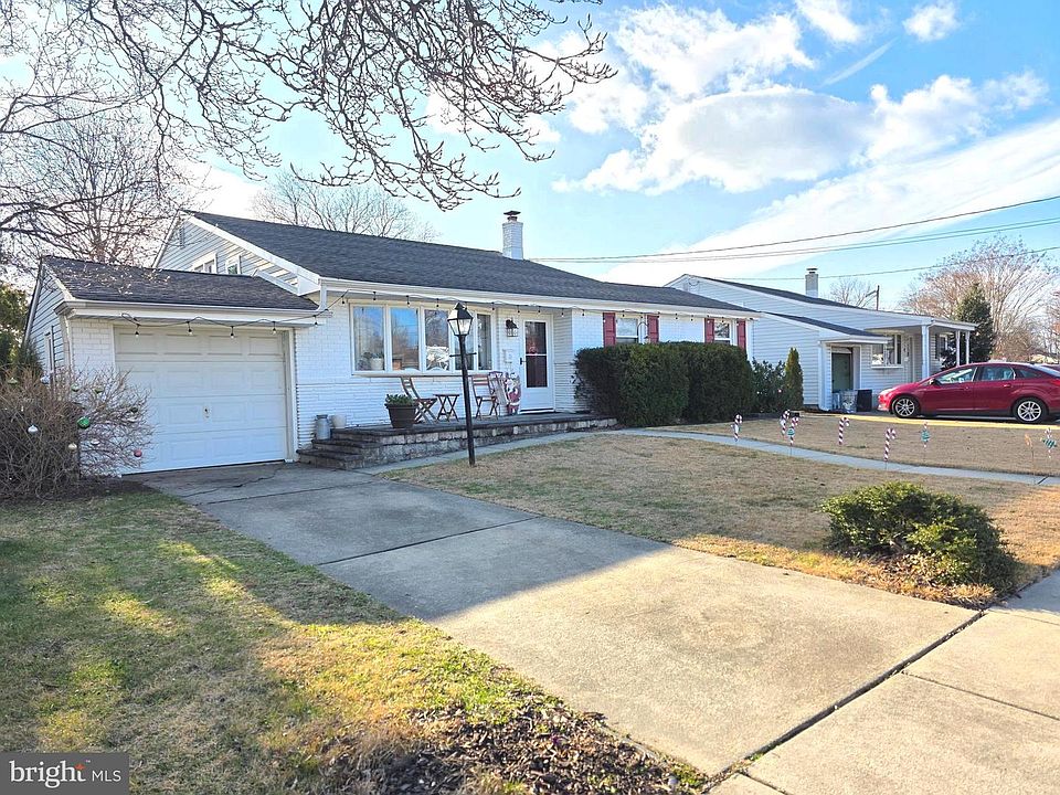 1st image of 154 Sunnyside Ln
