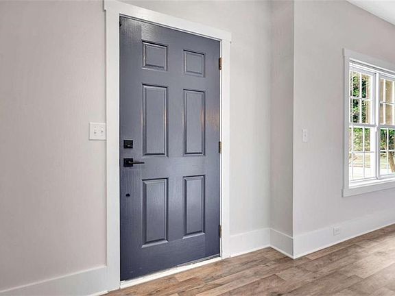 5th image of 15 Kestrel Cir