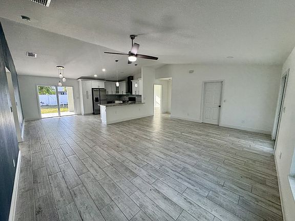 2nd image of 1872 Tulane Ave SE