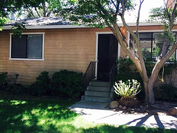 5th image of 405 7th St W