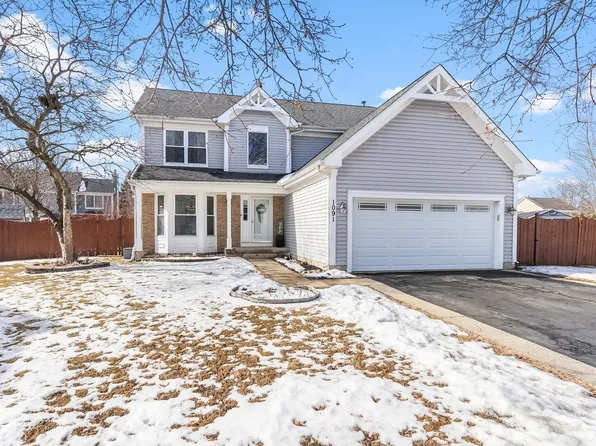 1091 Old Creek Ct, Elgin, IL 60120